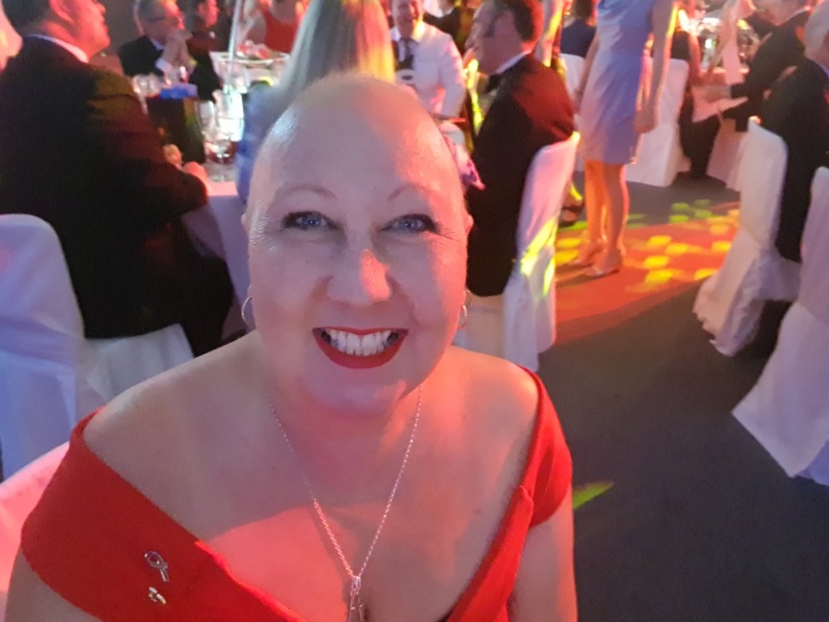 RIFT_Actuators's tweet photo. The return of the SmartAct selfie queen. Bald is beautiful #HWawards https://t.co/HzTTbu3qLC