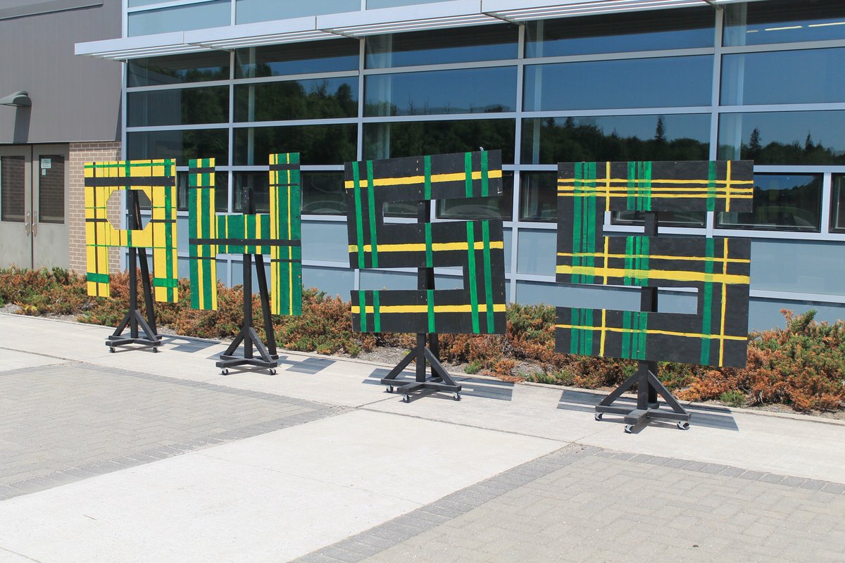 AlmaguinH's tweet image. Clash of Clans ~ a sneak peak of today&apos;s fun. #AHSSspiritrocks #morepicstocome