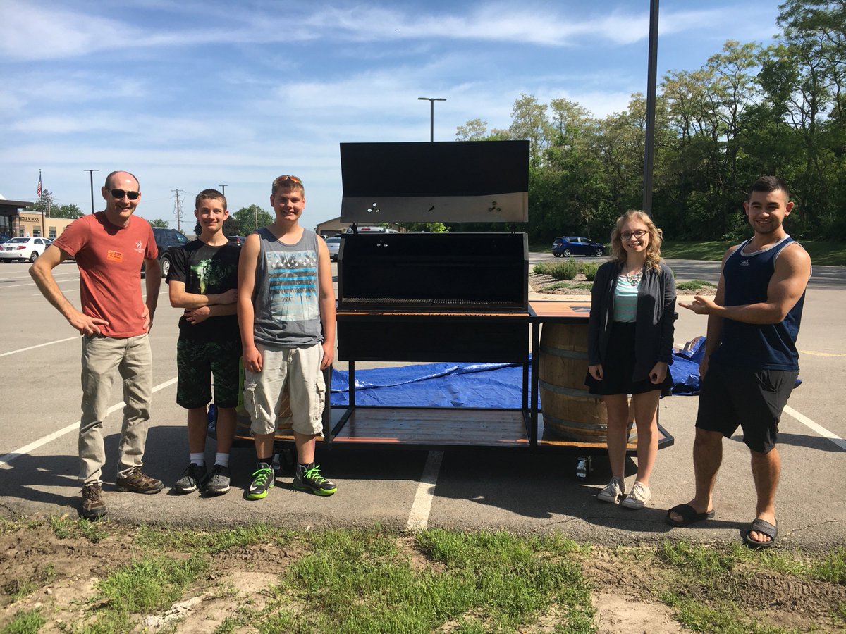 LumenCHS's tweet photo. @LumenCHS Technology class participated in the Project Grill competition sponsored by Mid State Aluminum in Fond Du Lac.  The students revealed their final product to Vines and Rushes this morning. https://t.co/WR2bICrxmB
