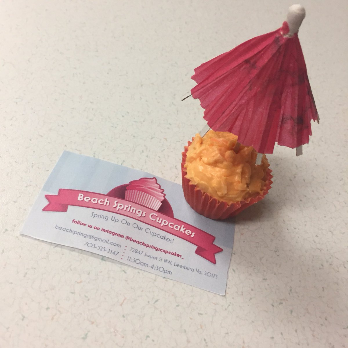JLSMSFACS's tweet photo. Cupcake wars in 8th grade FACS. Congratulations students on great presentations and cupcakes! #JLSTeaches @ldacompton @JLS_ksmith @BethWinsor1 https://t.co/eQHOCjDgjz