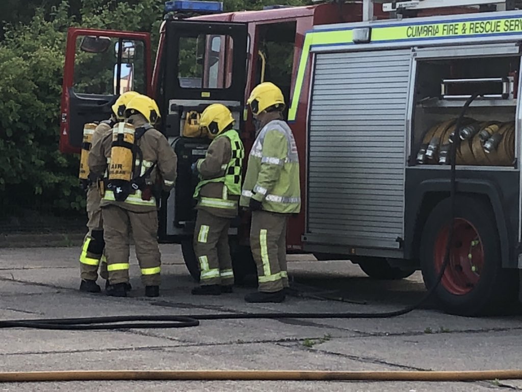 stuartdolan777's tweet photo. Nice catch up with @Walney_Fire_Stn Tonight.
Good debate and a professionally completed simulation 💦 🚒
👏🏻👏🏻👏🏻👏🏻
#southcommand https://t.co/kk0mY64sag