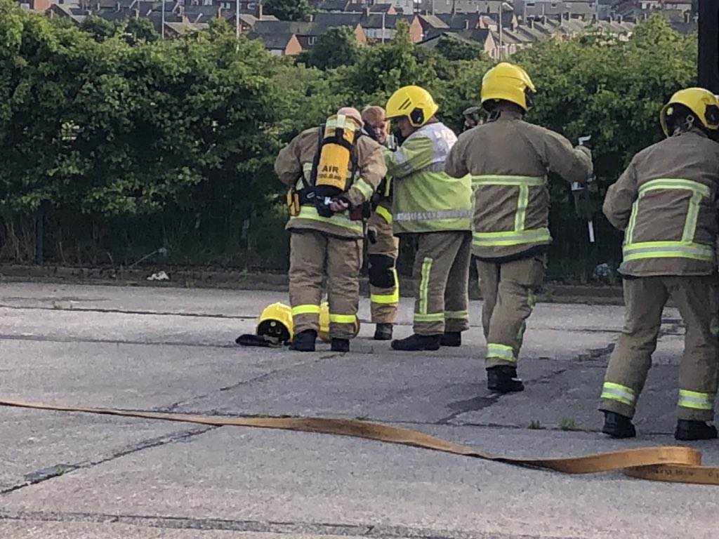 stuartdolan777's tweet photo. Nice catch up with @Walney_Fire_Stn Tonight.
Good debate and a professionally completed simulation 💦 🚒
👏🏻👏🏻👏🏻👏🏻
#southcommand https://t.co/kk0mY64sag