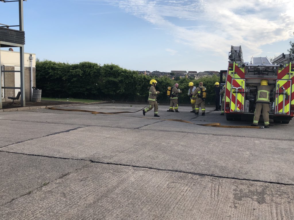 stuartdolan777's tweet photo. Nice catch up with @Walney_Fire_Stn Tonight.
Good debate and a professionally completed simulation 💦 🚒
👏🏻👏🏻👏🏻👏🏻
#southcommand https://t.co/kk0mY64sag