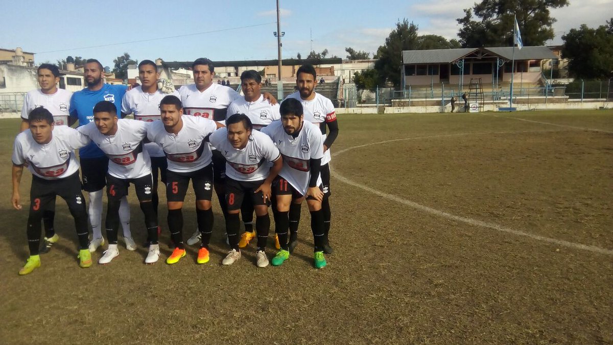radioliderjuy's tweet photo. 3° Fecha Copa Jujuy 2018 Estamos en La Tablada https://t.co/4TV1A3hYZQ