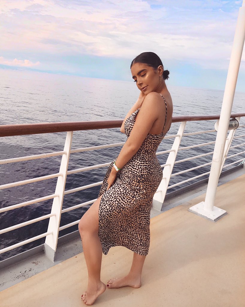 Hey gorgeous peeps we are on Ze cruise here is a pic of me as a leopard x