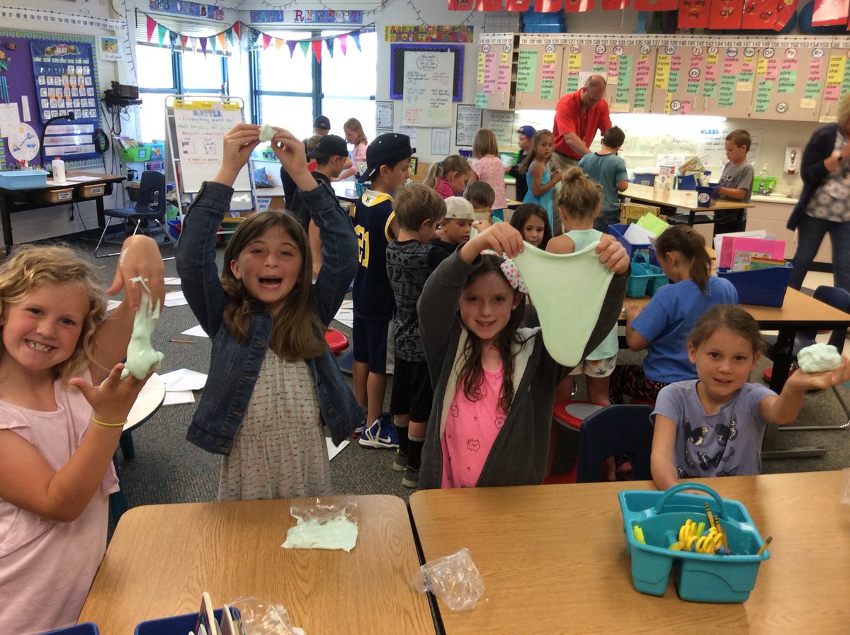 2ndGradeStars11's tweet photo. Is it a solid or liquid? We had fun making slime! #dreadstrong https://t.co/PZpM9iWF4t
