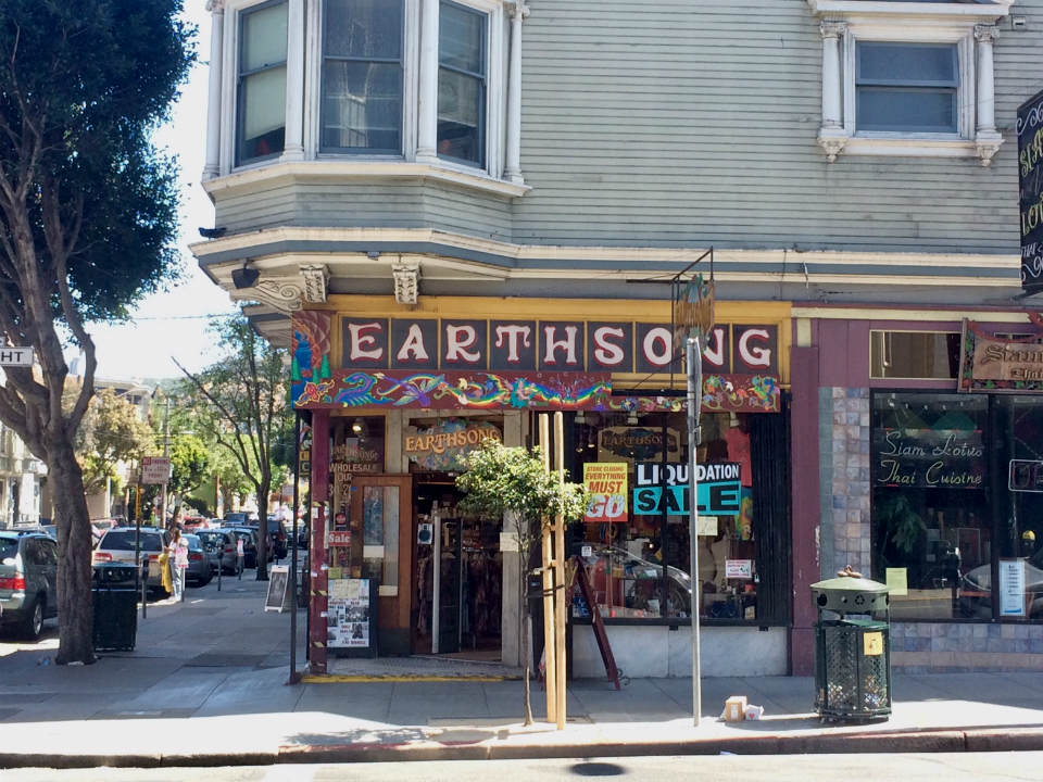 uppercasing's tweet image. Haight Street coda: after 14 years, Earthsong calls it quits hoodline.com/2018/06/haight… by Camden Avery