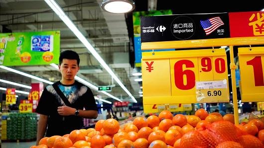 AgFunder's tweet photo. China reportedly offered to buy nearly $70 billion of US agriculture, energy products https://t.co/flQpIMG9Fw #AgricultureNews #trade https://t.co/wbXEkwKYzT