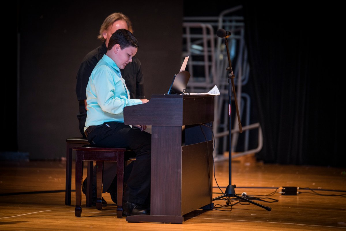 NotesNBeats's tweet image. We provide multiple piano and guitar classes throughout the week!
Register at notesnbeats.com/summercamp     
#SummerCamp2018 #SummerCamp #guitarlessons #pianolessons #guitarclasses #pianoclasses #musiclessons #artlessons #fitness #ashburn #Loudoun