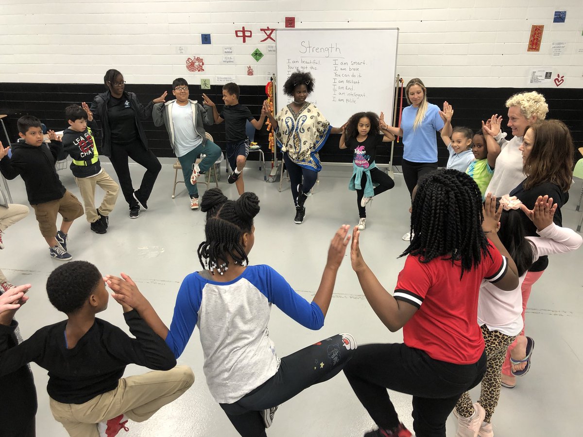 AlishaDelorenzo's tweet image. What a day with these young leaders! #NextLevelAPSD #APWellnessProject #YouthWellnessAmbassadorTraining