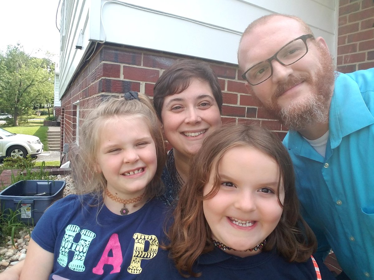 ATmeg09's tweet photo. 2 PGCPS teachers/PGCEA members and 2 PGCPS students on our way to #OccupySasscer with PGCEA. It's time to show up and speak out. We aren't going to settle anymore. #PGCEA https://t.co/lM9twr0Yay