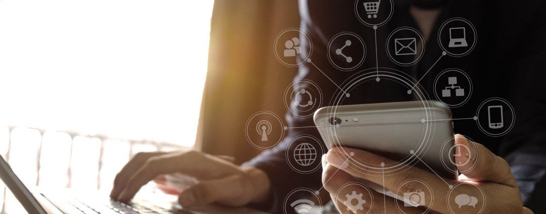 zscaler's tweet image. The future is here now. It’s time to pivot and rethink your network security. Learn more goo.gl/EAPciJ #securitycloud