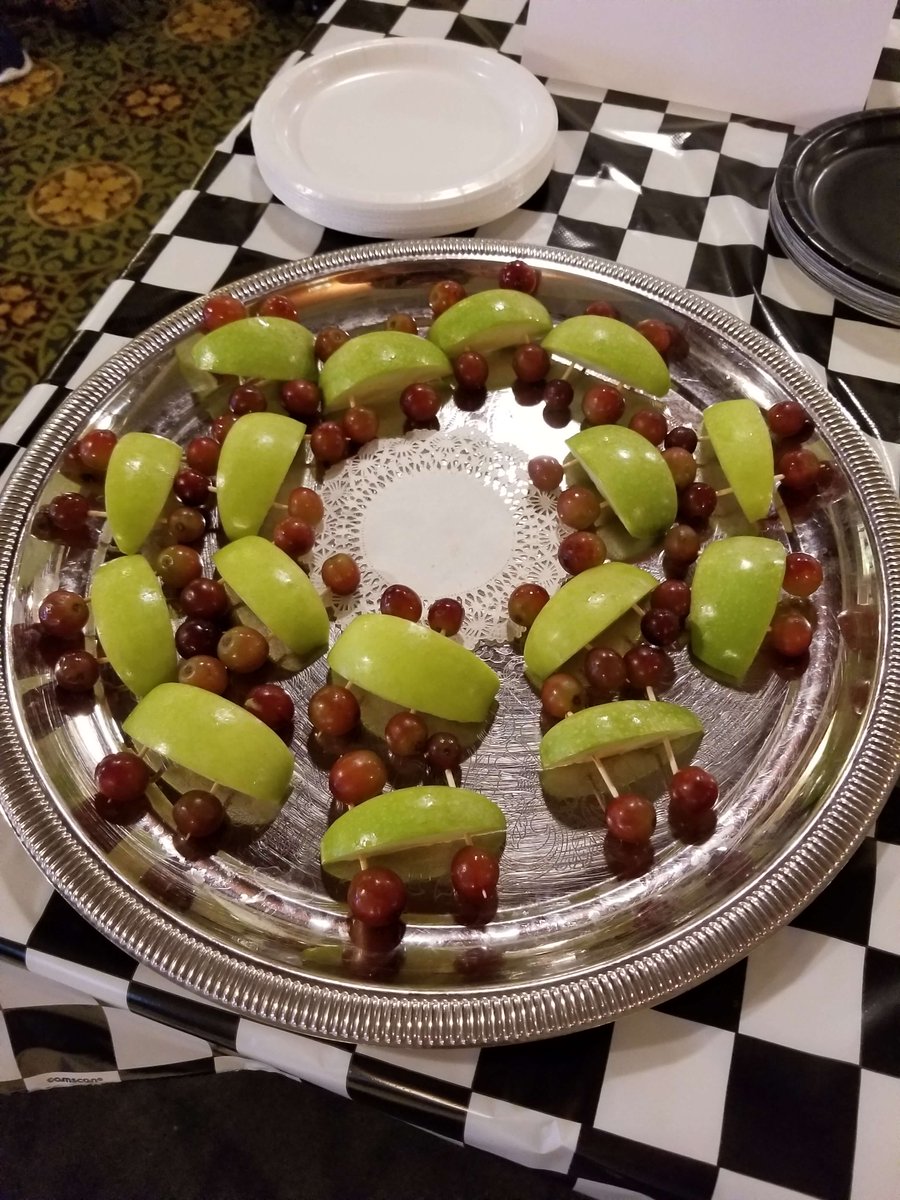 SynchronyRehab's tweet photo. The Pit Crew at @BridgePointeHC  Indy 500 were there to assist residents &amp; visitors to refuel &amp; enjoy healthy and tasty race themed snacks. Residents participated in tailgate games before the race started! #ParagonSHFD2018 #WellWithParagon https://t.co/hEE1gja7Z4