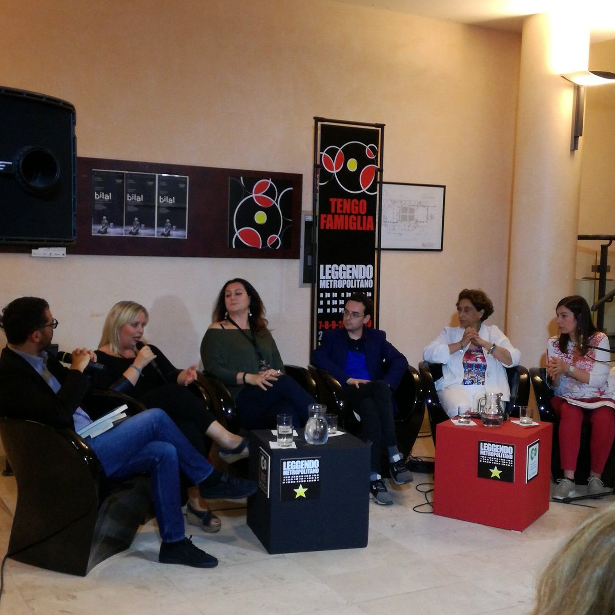 L'apertura delle frontiere causerà sovraffollamento? Parliamo di questo e molto altro nell'incontro: Se i confini fossero aperti. Le famiglie contro gli estremismi. 
Protagonisti:Suad Amiry, Carola Benedetto, Luciana Ciliento e Francesco Ragazzi. Conduce Vito Biolchini #leggendom