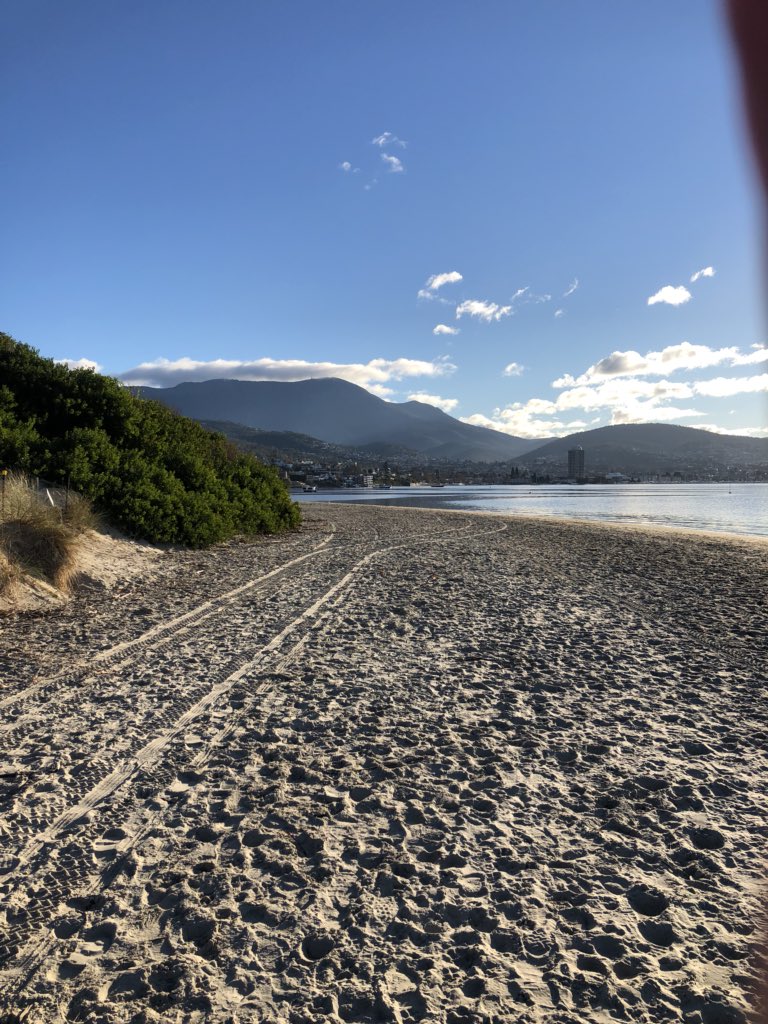 hobarttwilight's tweet photo. The weather is looking perfect food our inaugural Sunday @hobarttwilight this coming Sunday June 10th #Hobart #hobarttwilightmarket #tasmania #longbeach https://t.co/XxRcq6YYAv
