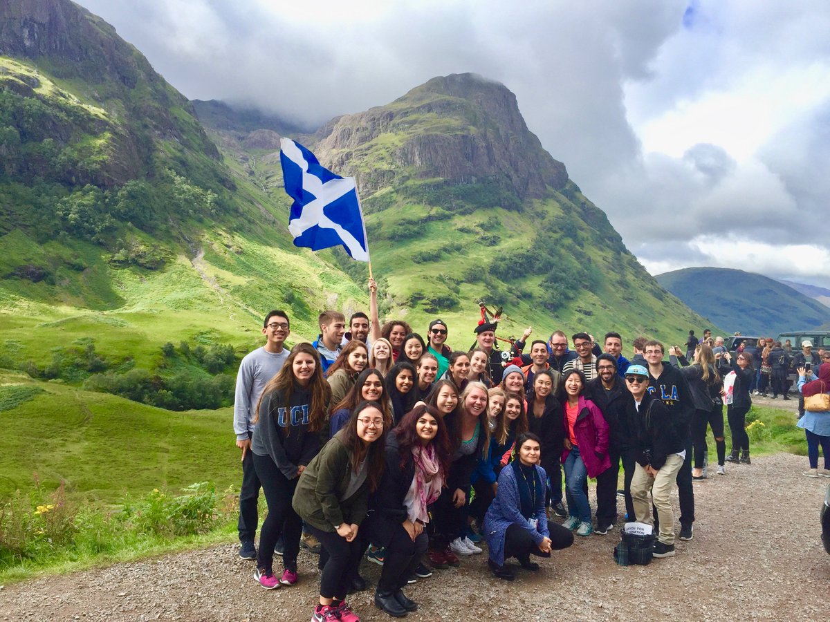 UCLA STUDENTS Group Photo Summer 2017 &lt;3 EXCITED to welcome our Summer School Students at Glasgow Univeristy from UCLA, Singapore and all over the world. We can't wait to share and discover the bonnie Scotland with you all on our exciting upcoming tours. @isuktours