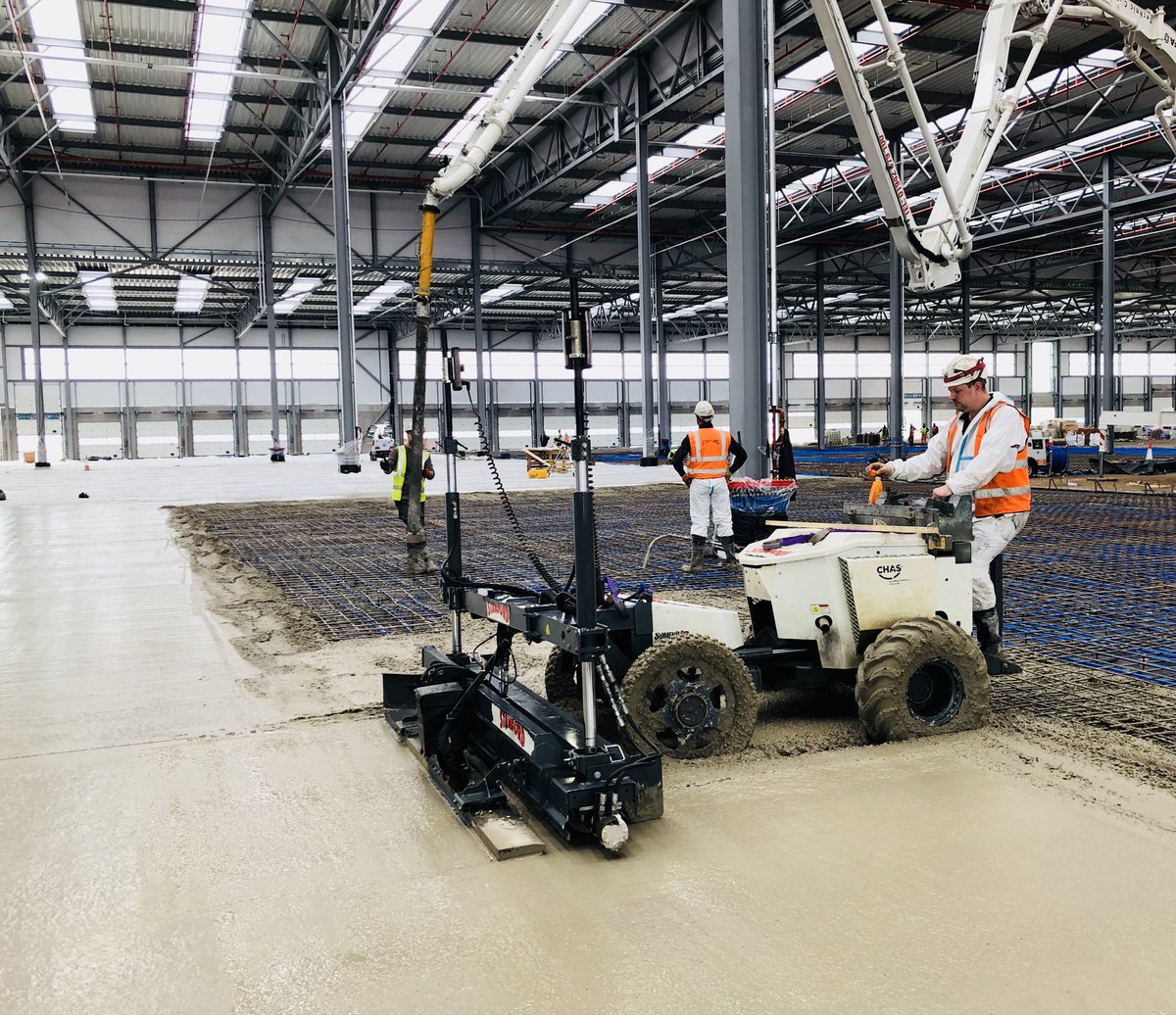 SICFL's tweet image. Great site visit today to see the double mesh, FM2, in-floor heating pipes, pumped concrete, jointless high quality slabs for @LidlUK .... Phew! Anything else you want us to deal with? Thanks partners @Somero_Inc and @IsedioLtd #TeamworkMakesTheDreamWork
