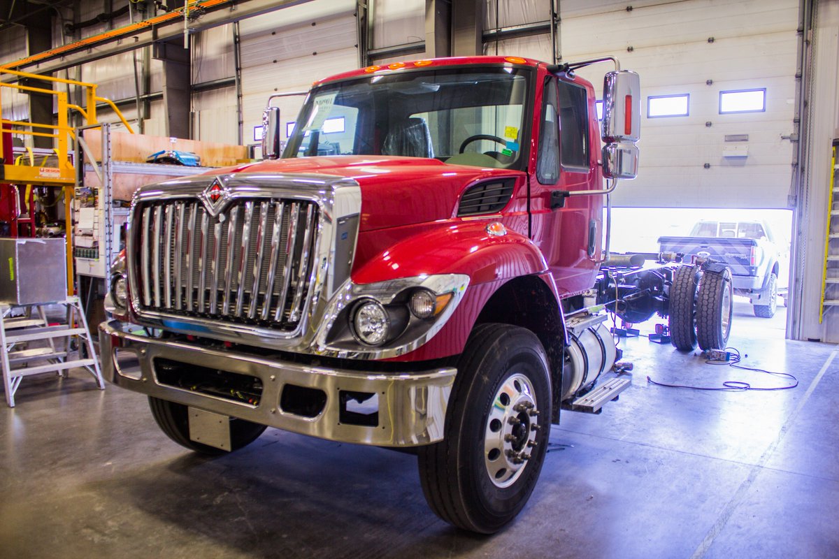 FortGarryFire's tweet photo. Two brand new chassis for Nunavut.
#FFGT #FortGarryFireTrucks #FireTrucks #Nunavut https://t.co/8zltSPYlmT