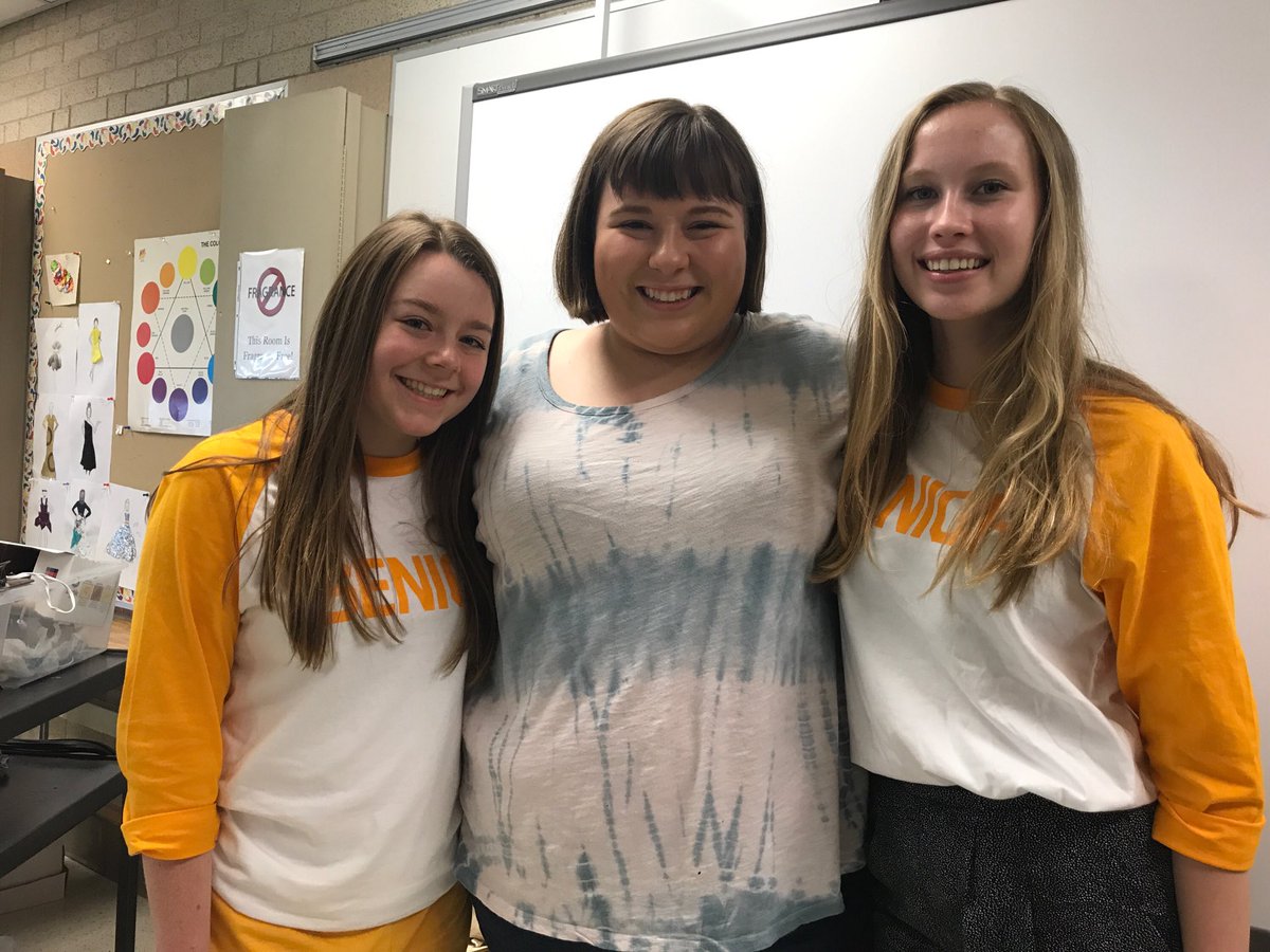 Asfeld1's tweet photo. #one191 Three awesome BHS TASK students https://t.co/n8eVZYN4sH