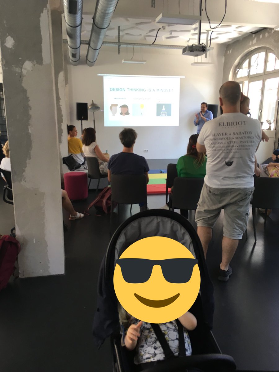 JuliaS79's tweet photo. @GoogleDE Ein bisschen Design Sprint mit @BennoLoewenberg und den toddlerpreneurs https://t.co/qn47V9GLAN