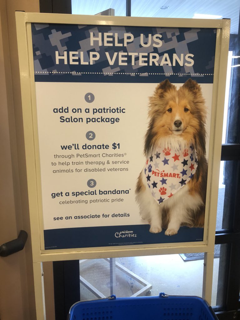 Want to help veterans but not sure what do to? Book a bath or groom with us and add on a patriotic package! This package will donate $1 to help train therapy and service animals for disabled veterans. (Plus the bandana that comes with it is super cute!!💙❤️) #petsmart