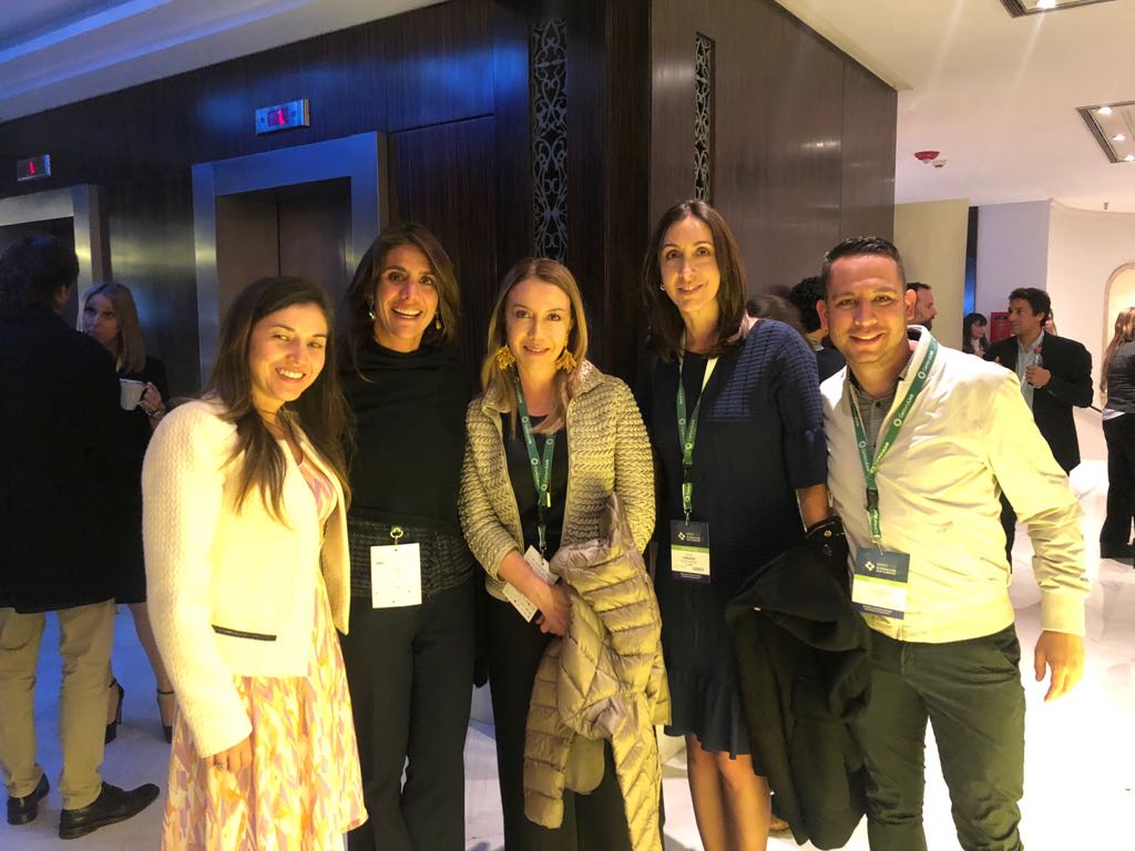 BPrO_org's tweet photo. .@anakarinaqa Presidente Ejecutiva de #ACDECC , Maritza Garzón, Presidente de la JD de #ACDECC en compañía de algunos de nuestros afiliados intercambian ideas en el #CRIC2018. https://t.co/oPnqh0U2M9