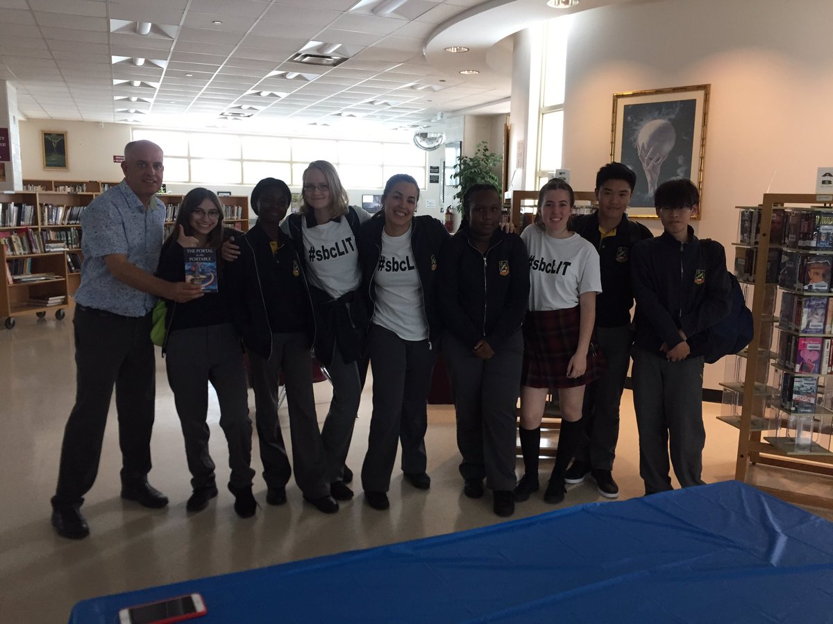 NigroPerrotta's tweet photo. "I write so that I can see beauty in the world"...thanks Tim McGrenere for sharing your writing with us &amp; fostering collaboration in our community in the name of literacy @stepanpruch @BrebeufPrincip #sbcLIT #tcdsblit @mrscicconi @LitSbc @TCDSB https://t.co/Pbsi6kLUta