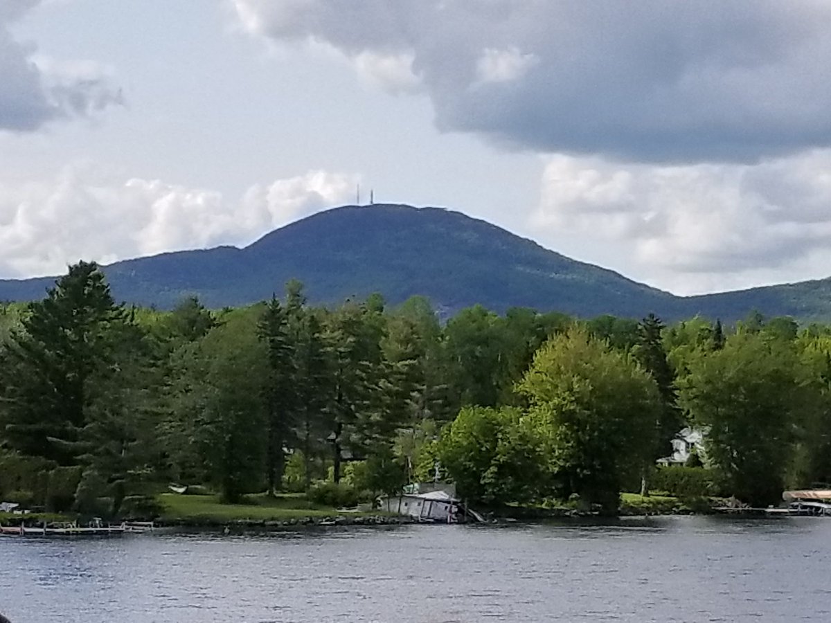 Cruising the Memphramagog. So pretty.