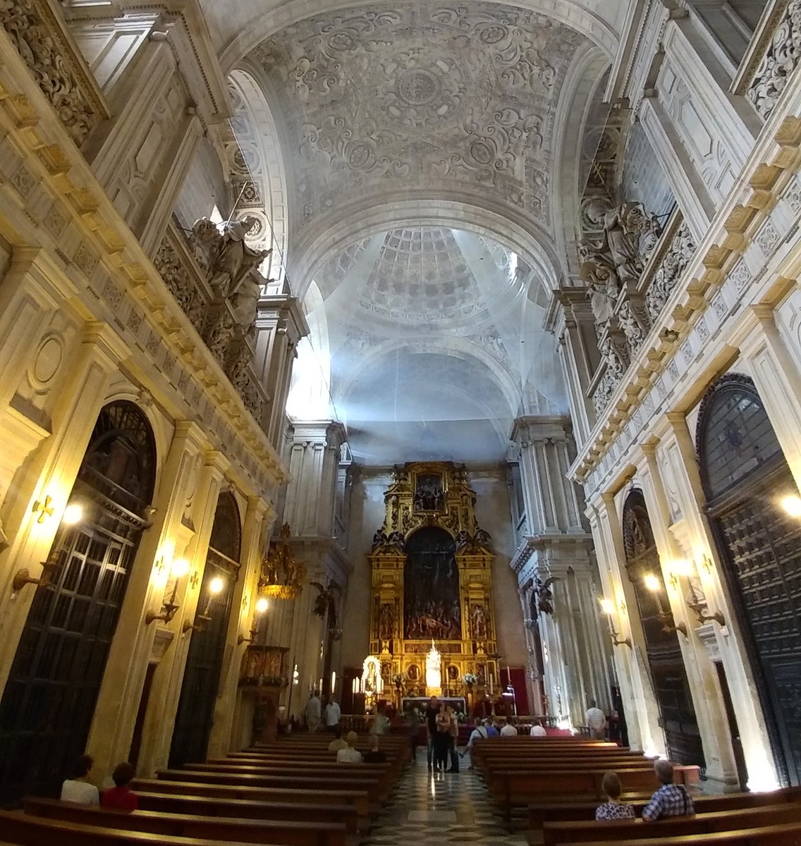sclaff18's tweet photo. #cburch in #spain
#building #architecture #photography @LGUK https://t.co/OriKRwKe6R