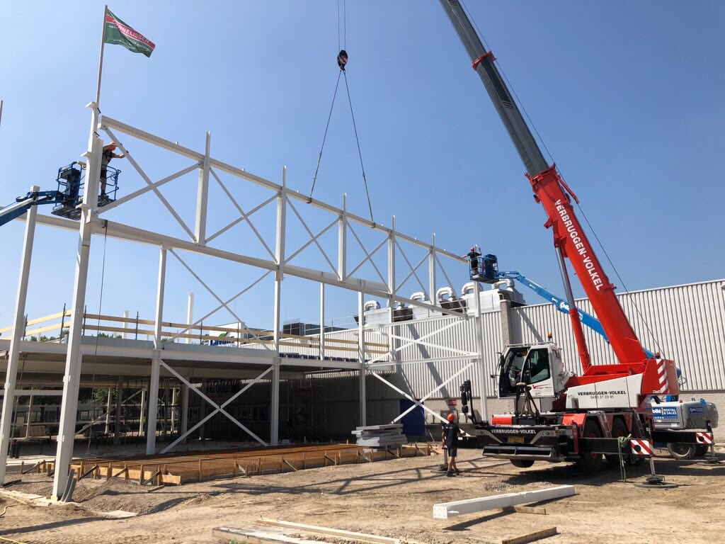 Vlag in top! Hoogste punt voor Lavans Helmond