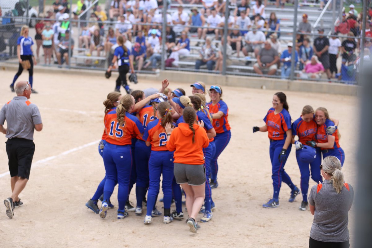 BrianMozey's tweet photo. Here’s a few photos from the walk-off win for Randolph. @RHS_RocketsAD https://t.co/DUjEj6q0af