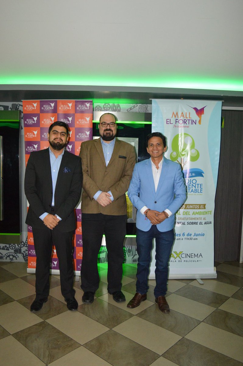 Mall_El_Fortin's tweet photo. El día de ayer, junto a la Organización Ecológica MEDIO AMBIENTE SUSTENTABLE DE GUAYAQUIL realizamos la proyección del documental "El cuidado del agua en nuestro planeta" para 100 estudiantes de colegios y universidades, en nuestro cine #MaxCinema. https://t.co/a6DfzrxQd3