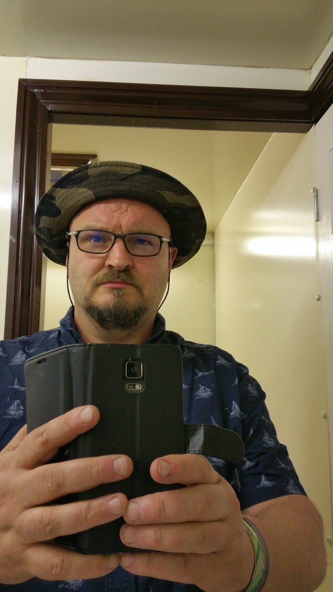 crowdpleaser's tweet photo. Well what delights has @DownloadFest got for tonight to beat the #SilentDisco?
Put this hat down #HatFans and it took me ages to find it.
Ignore the #fatfingers https://t.co/v5br4dpIPM