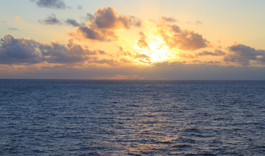 pacblueline's tweet photo. Happy World Oceans Day! Protect the blue heart of the planet!
Photo Credit: https://t.co/wrXf4UxLc7
#StopExperimentalSeabedMiningInThePacific #NoInvestmentInDestruction #EnvironmentB4Profit #OceanAction #SaveOurOcean #SDG14 https://t.co/TCfb05RQjT
