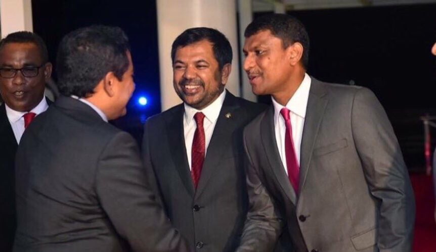 MP Riyaz Rasheed Villufushi dhaairage sihee dhaairaa kuri eh'ruvumah thi kurahvaa bura masakatha shukuru dhannavan.
#shukuriya #RaeesYaamin 
#shukuriya #RiyazRasyd