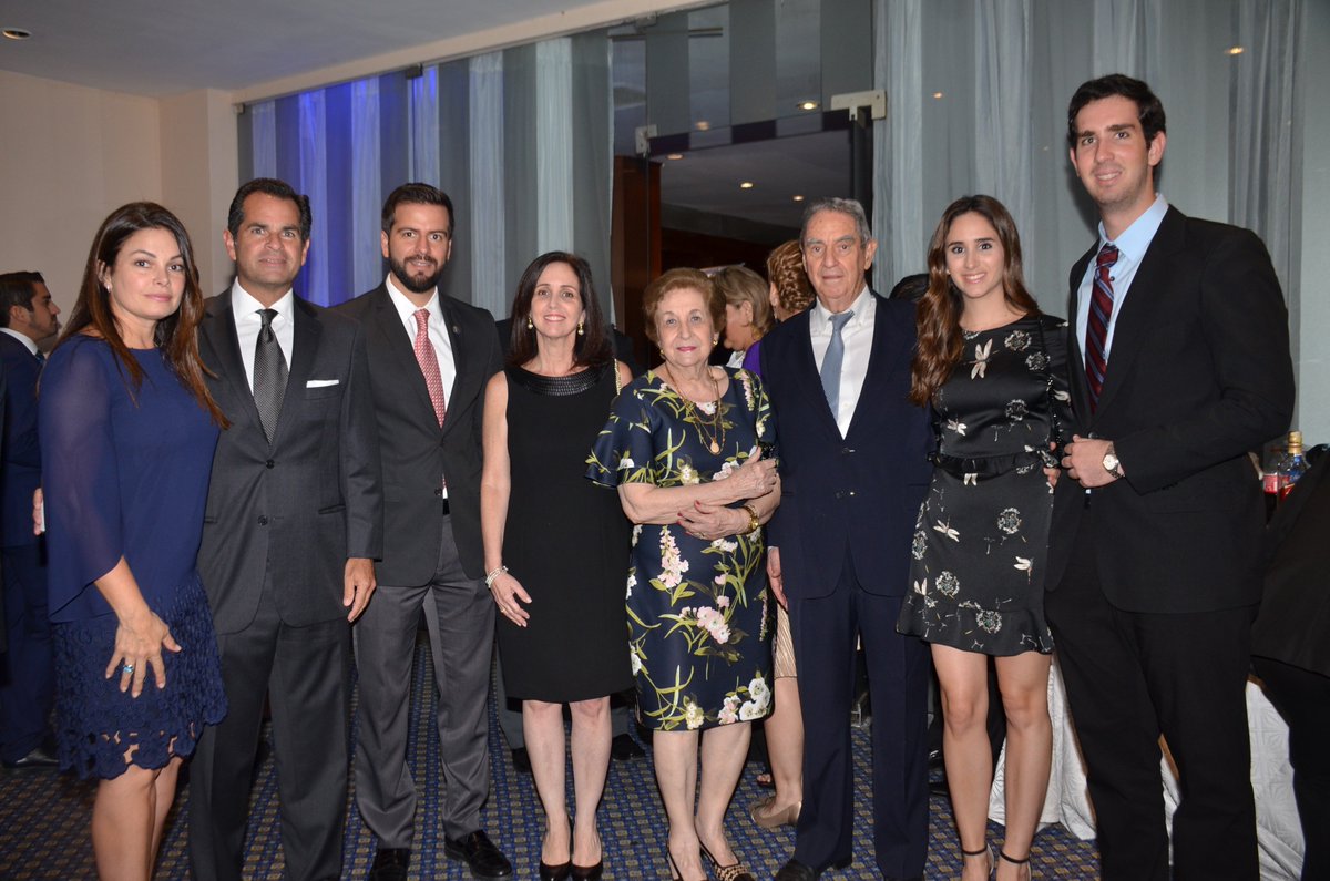 lacamaragye's tweet photo. Momentos de nuestro aniversario #CCG129 ▶️ https://t.co/ZWVGVpXofQ https://t.co/ltWiRvALoT