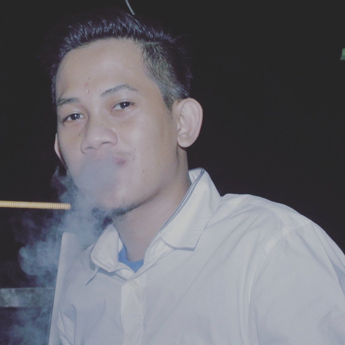 AndiAdamSaputra's tweet photo. #FotoProfilBaru https://t.co/3Oqd4X1aEC