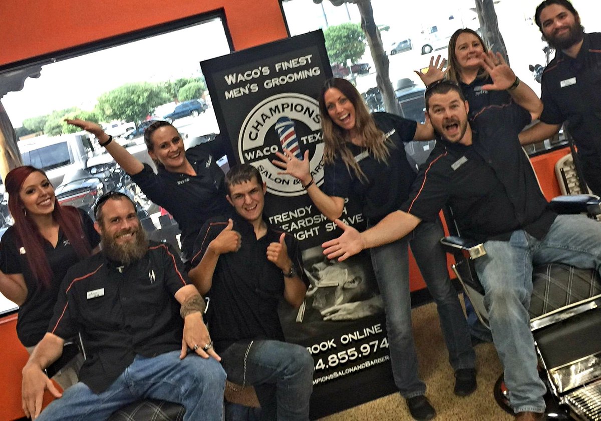 hdwaco's tweet photo. We are ready for Men's Night Out! We have adult beverages, cigars, shoe shine, and  Champions Salon and Barber on site! We are open till 8pm tonight so come on by! #hdwaco #beardcare #championsalonandbarber #josephshoeshine #wacoevents #FathersDay https://t.co/scnlcd8jUn