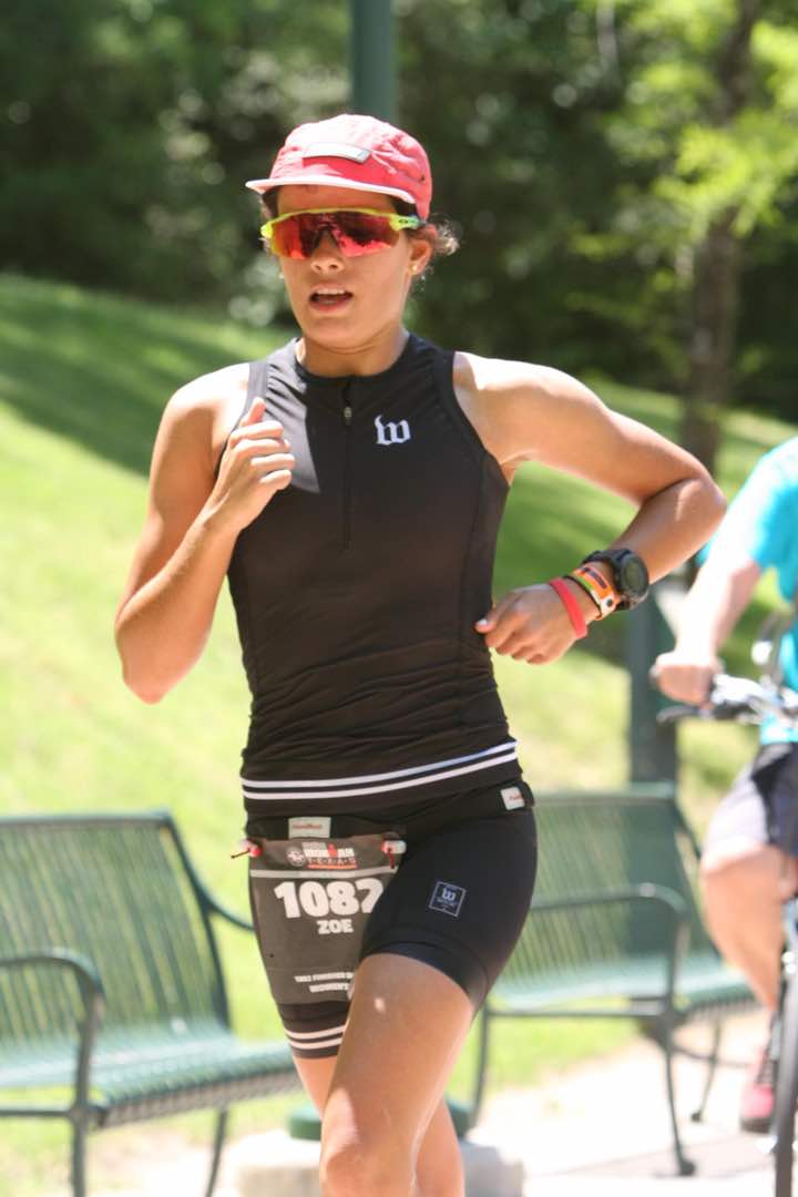 Unimet's tweet photo. #NOTICIA | Unimetana @zoebello ganó competencia deportiva IronMan Texas https://t.co/tlJTO9gPnl https://t.co/HxAnEyLbyM