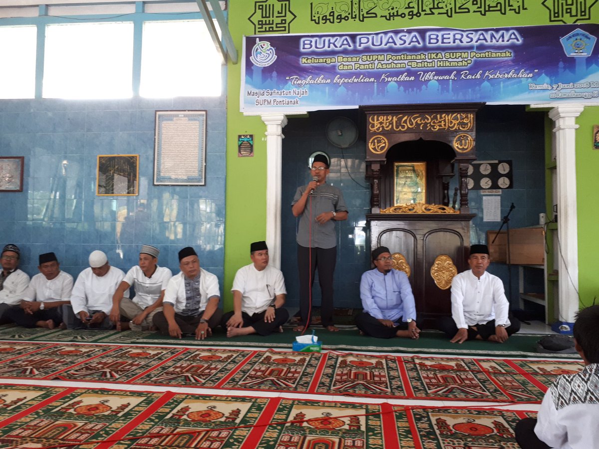 SUPM_Pontianak's tweet photo. Buka Puasa Bersama keluarga besar SUPM Pontianak, IKA SPP-SUPM Pontianak dan Anak-anak Panti Asuhan  dg tema "Tingkatkan Kepedulian, Kuatkan Ukhuwah, Raih Keberkahan"
@Pusdik_KP @brsdm_kp @sjariefwidjaja
@bsuprakto
@Mustafa46337349 
#RisetdanSDMKP
#Kerja3ersama
#BRSDMBermitra https://t.co/kNjnBUOTTc
