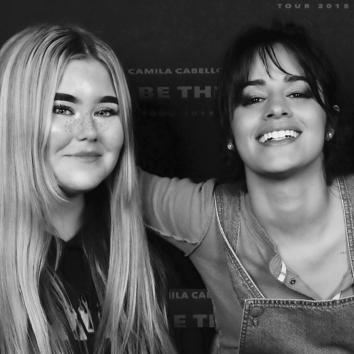 Løzz Met Camila🦋 tweet media