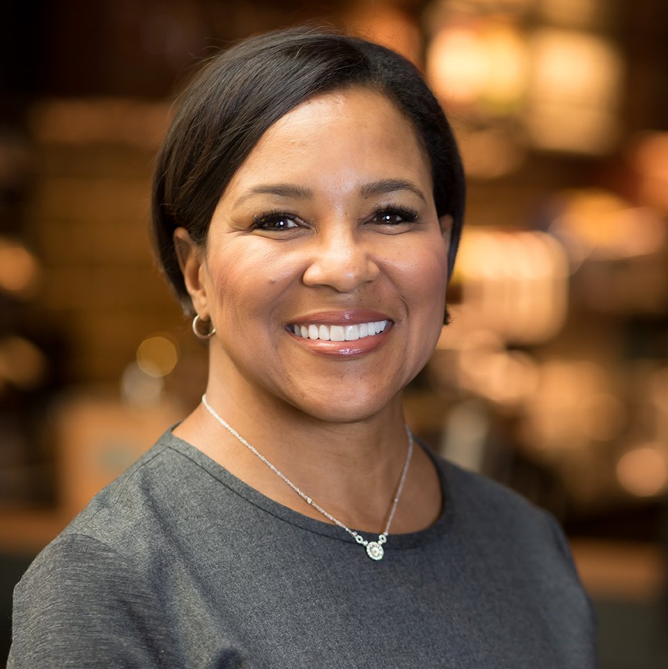 National Partnership a Twitter: "Tonight, we're proud to welcome Rosalind  Brewer, group president and @Starbucks COO. Rosalind is a trailblazer,  serving as the first woman and African-American to hold her position and