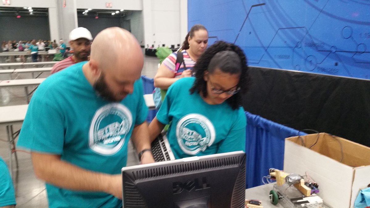 Mr_Burdon's tweet photo. So proud of our @HESVBVikings Robotics making it to the Semi-Finals again this year!  #VBSTEMTrifecta2018 https://t.co/GES9dH8aWR