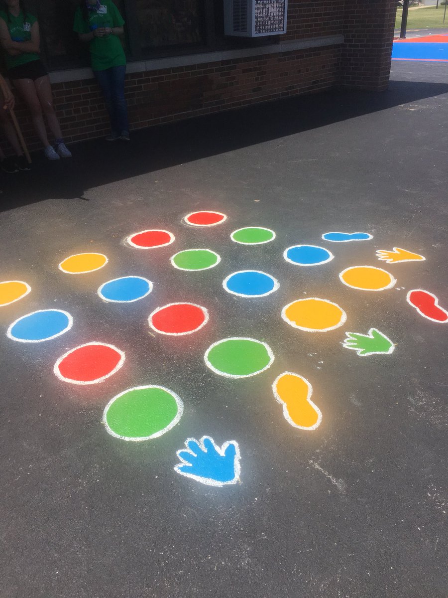 msullivanljhs's tweet photo. Kaboom Build Day! #teammaddock #burbank111 https://t.co/2OueY6Yyc1