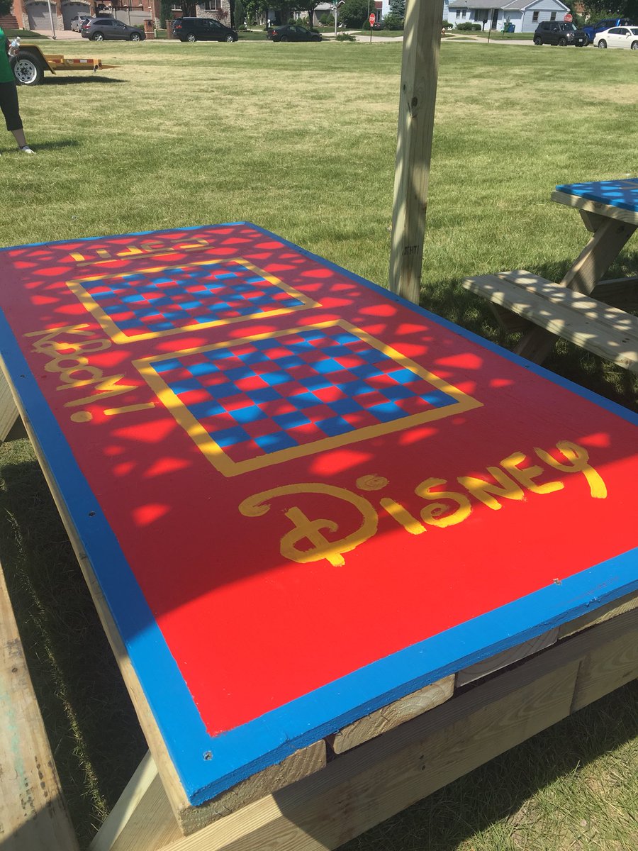 msullivanljhs's tweet photo. Kaboom Build Day! #teammaddock #burbank111 https://t.co/2OueY6Yyc1