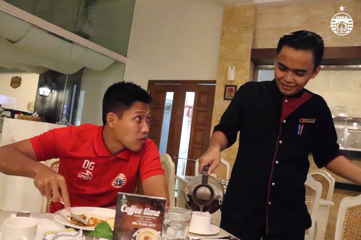 Persija_Jkt's tweet photo. Selamat menjalankan ibadah puasa ramadhan bagi yang menjalankannya. Semoga puasa hari ini lancar🙏

#PersijaJakarta
#PersijaSelamanya https://t.co/6e7u9OC9ph