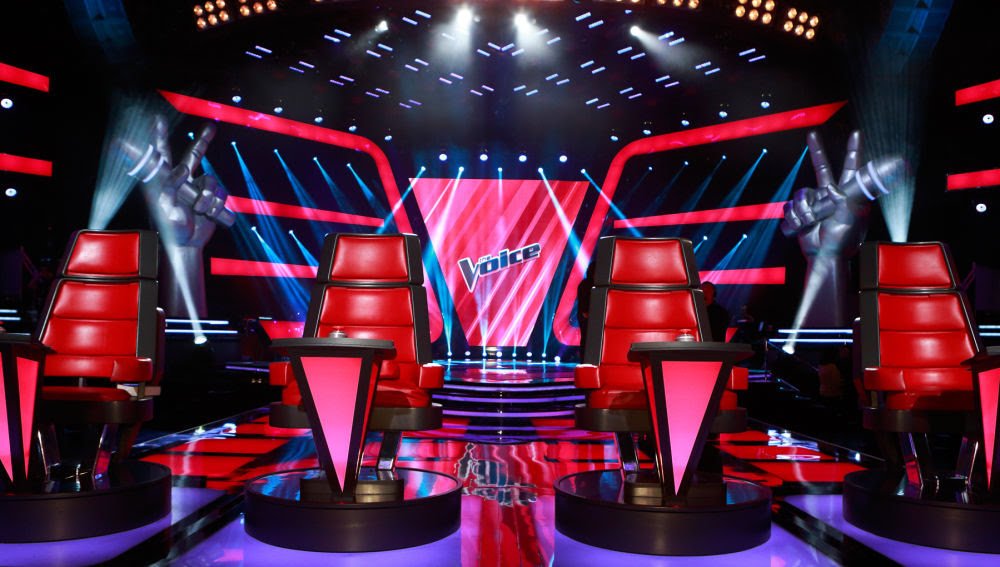 GHVIP_RN's tweet photo. 🔴 ¡BOMBAZO! | @antena3com adquiere los derechos de 'La Voz' y 'La Voz Kids' tras ser rechazados por @mediasetcom debido a sus altos costes y a su cada vez más baja audiencia.
También estrenarán por primera vez 'La Voz Senior' en España.
#SVGala13 #FamaABailarFinal #FirstDates660 https://t.co/bM0SSA3rlR