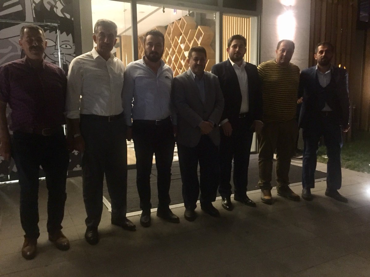 avyasinozdemir's tweet photo. Darende Dernekler Federasyonu ailesi olarak yönetim kurulu üyemiz Kenan Bişkin ‘in düzenlemiş olduğu iftar programına katıldık.

Kenan Bişkin’e misafirperverliği için teşekkür ediyoruz, Allah işlerinde bereket nasip eylesin.

#DADEF #Darende #Malatya https://t.co/iJC680vE4q