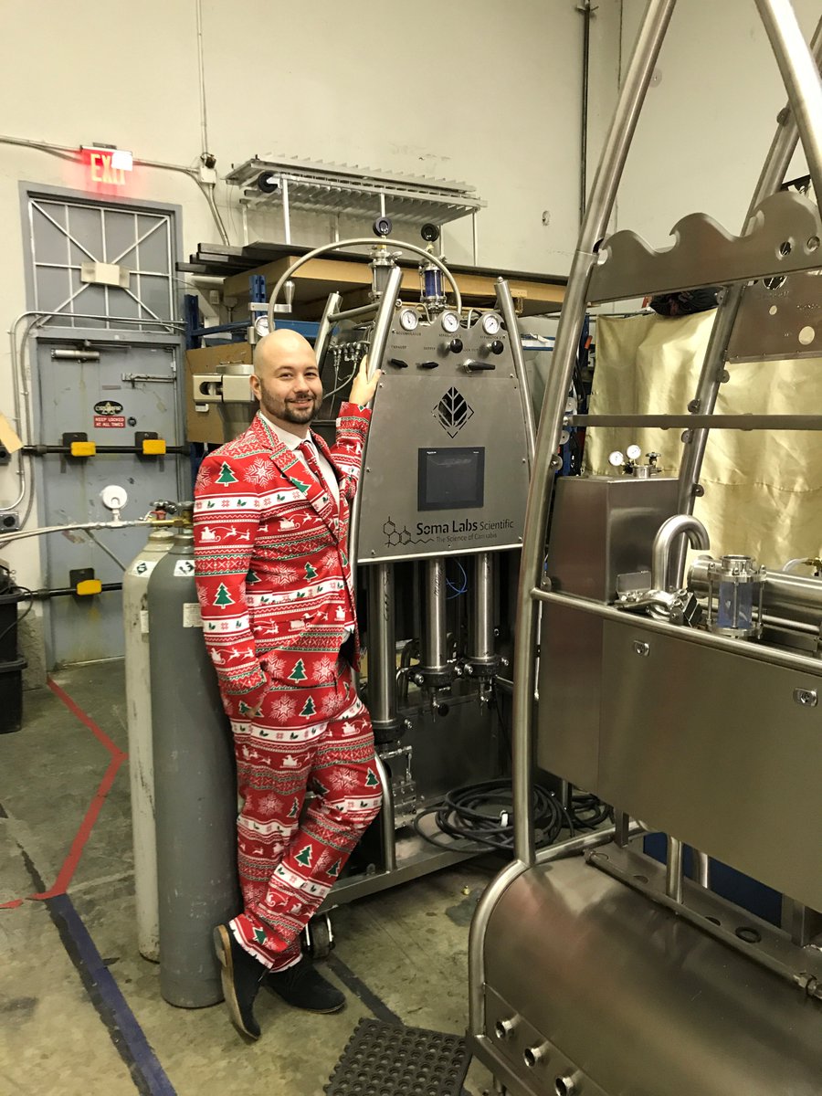 _SomaLabs's tweet photo. Older pic but this is the guy doing the Soma AMA on Instagram live tomorrow at 11:00am PST. Get your Questions in. #cannabis #co2extraction #greentogold #co2oil #scienceofcannabis #bcbud #theboss #QCC https://t.co/wrrumFbyub