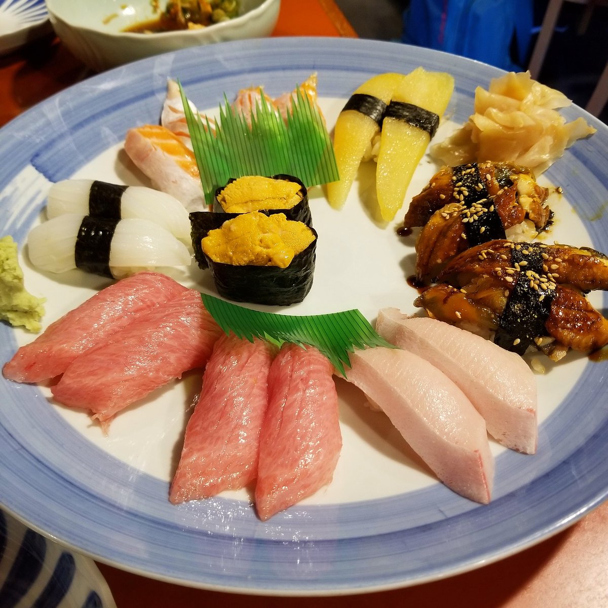 AlexSaintXXX's tweet photo. #Uni #tuna #salmon #yellowtail #squid #unagi and #herringroe with @larkinlovexxx st Sushi Gen in #DTLA
#LittleTokyo #LosAngeles #EatLikeAPornStar #AlexSaint https://t.co/0nk1TOztcw